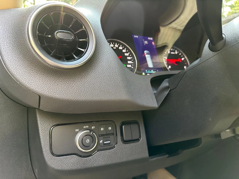 2021 Mercedes-Benz VS30 Sprinter - Image 16 of 21