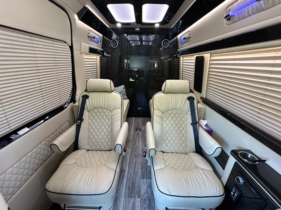 2021 Mercedes-Benz VS30 Sprinter - Image 20 of 21
