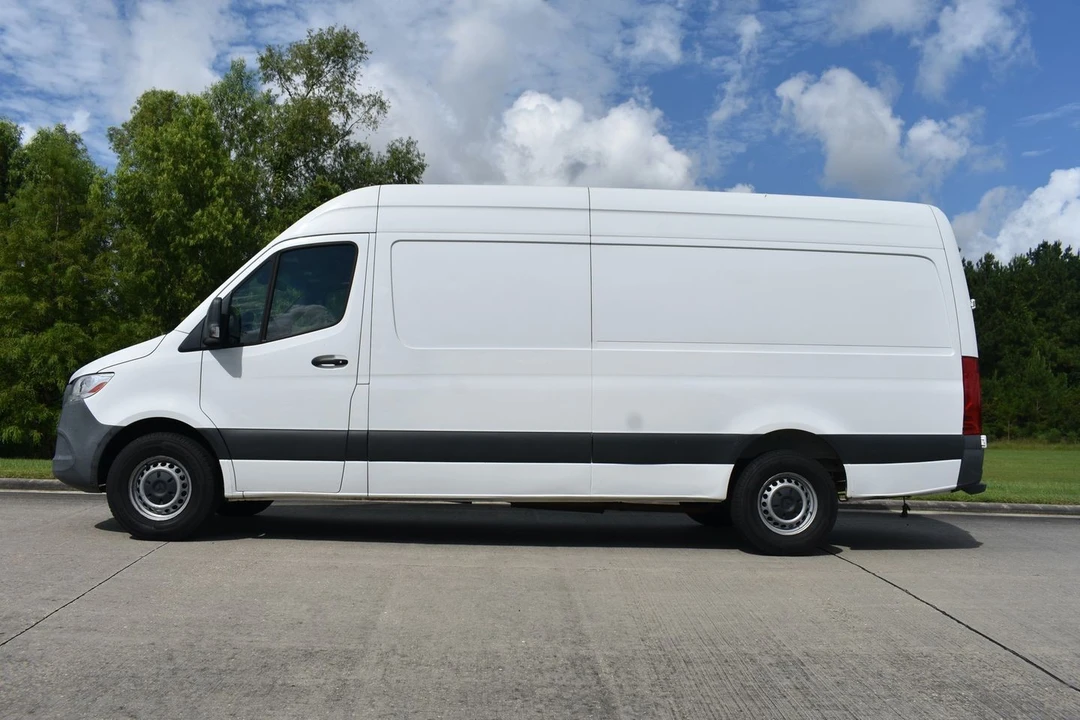 2021 Mercedes-Benz VS30 Sprinter - Image 3 of 12