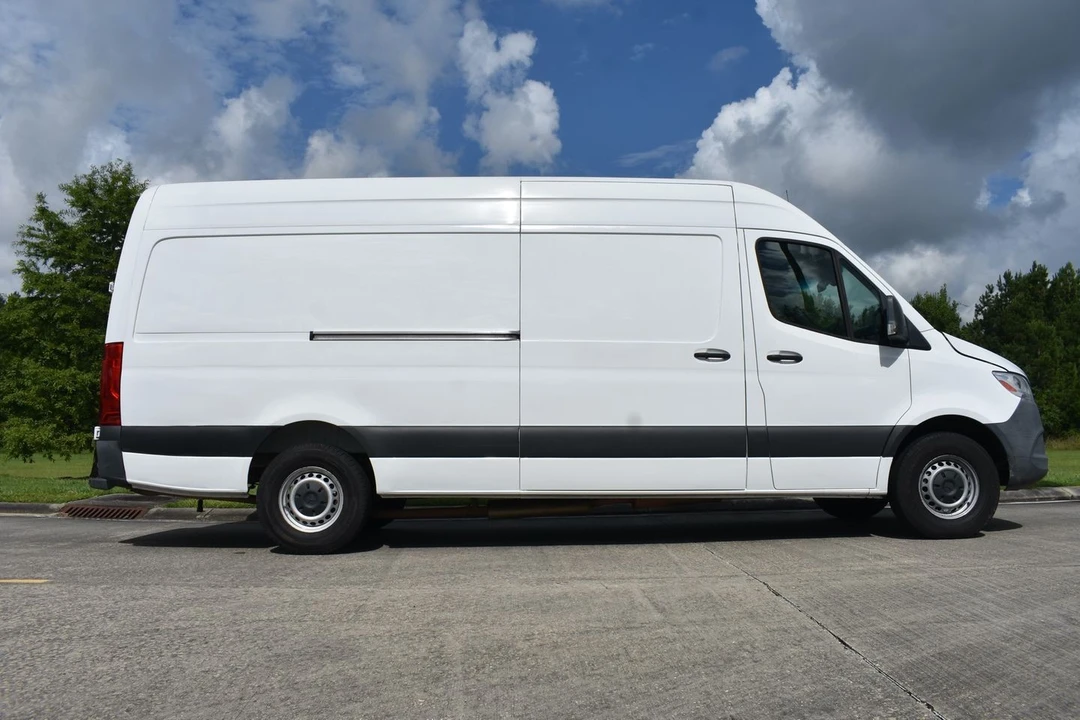 2021 Mercedes-Benz VS30 Sprinter - Image 7 of 12
