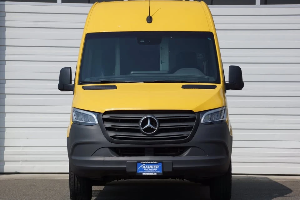 2021 Mercedes-Benz VS30 Sprinter - Image 2 of 20