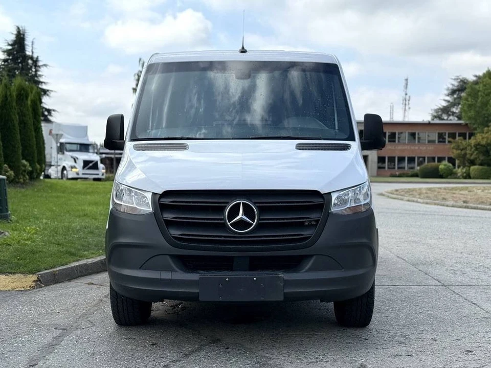 2021 Mercedes-Benz VS30 Sprinter - Image 4 of 20