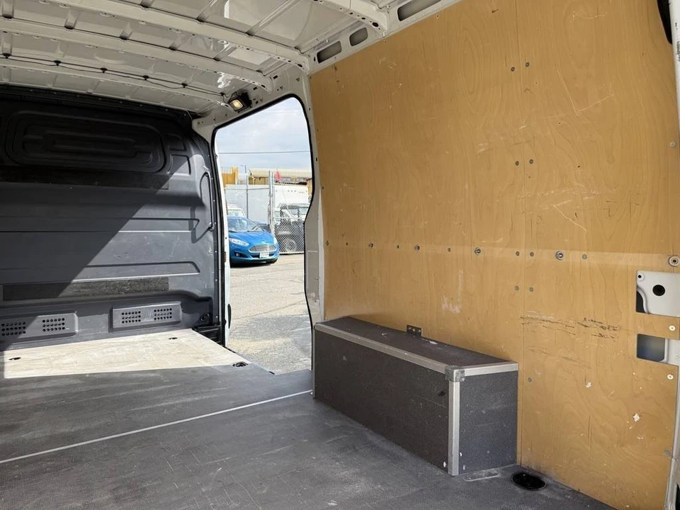 2021 Mercedes-Benz VS30 Sprinter - Image 3 of 20