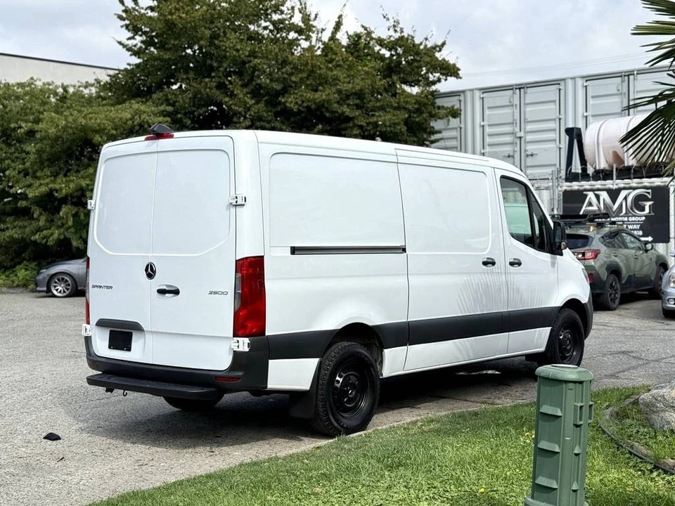 2021 Mercedes-Benz VS30 Sprinter - Image 10 of 20