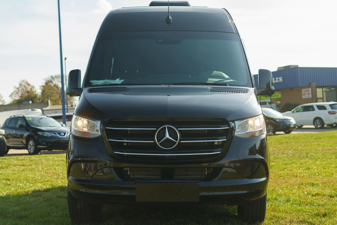 2021 Mercedes-Benz VS30 Sprinter - Image 2 of 31