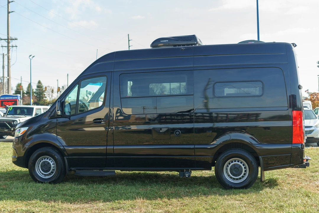 2021 Mercedes-Benz VS30 Sprinter - Image 9 of 31