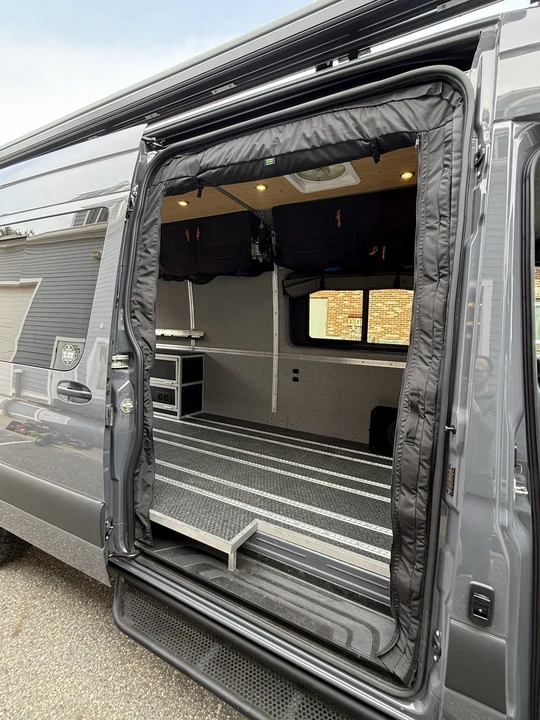 2021 Mercedes-Benz VS30 Sprinter - Image 6 of 21