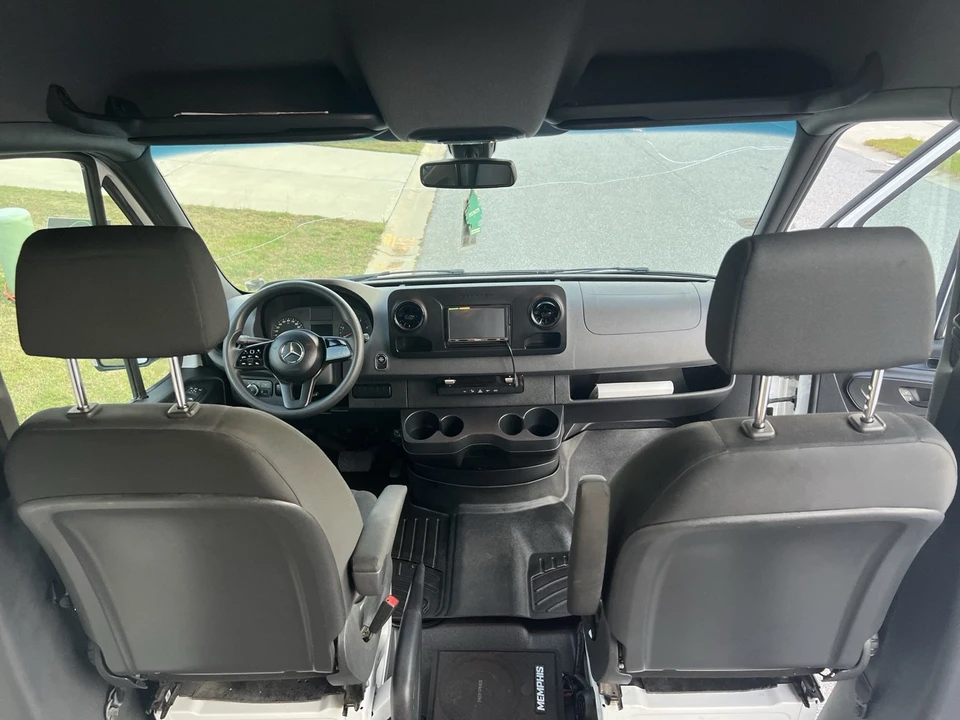 2021 Mercedes-Benz VS30 Sprinter - Image 14 of 21