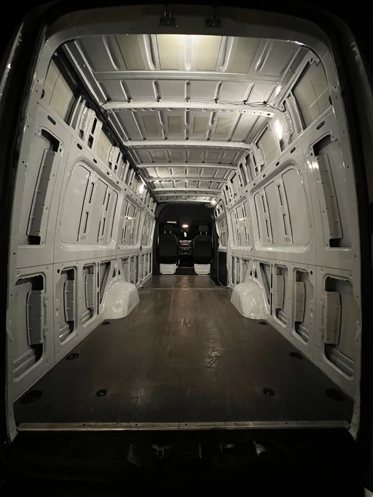 2021 Mercedes-Benz VS30 Sprinter - Image 16 of 21