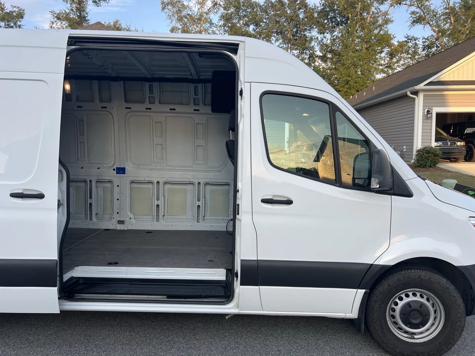 2021 Mercedes-Benz VS30 Sprinter - Image 6 of 21