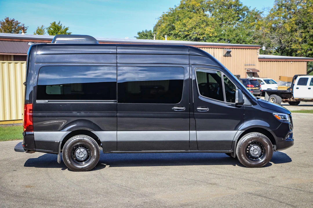 2021 Mercedes-Benz VS30 Sprinter - Image 15 of 31