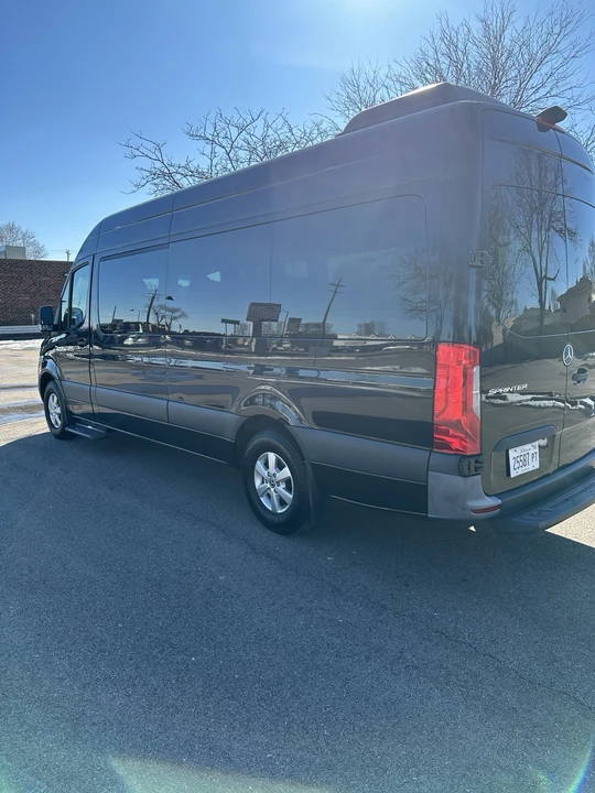 2021 Mercedes-Benz VS30 Sprinter - Image 2 of 15