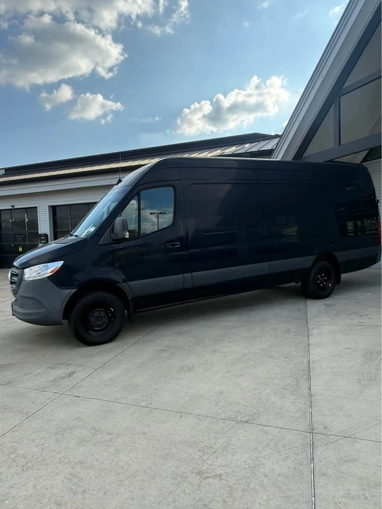 2021 Mercedes-Benz VS30 Sprinter - Image 3 of 9