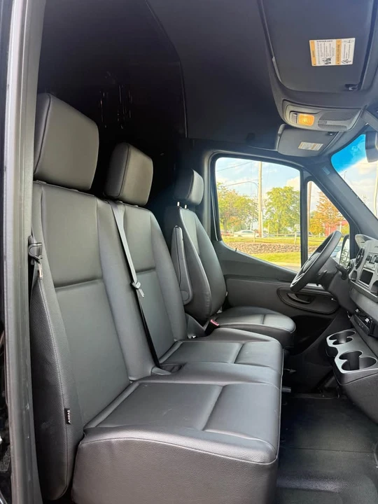 2021 Mercedes-Benz VS30 Sprinter - Image 5 of 9