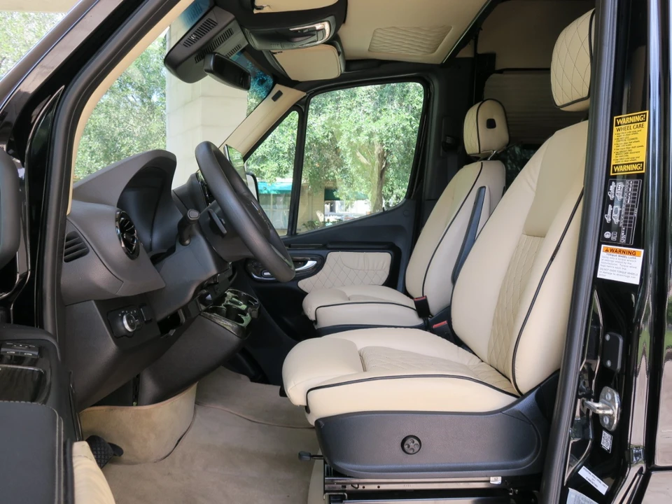 2021 Mercedes-Benz VS30 Sprinter - Image 17 of 21