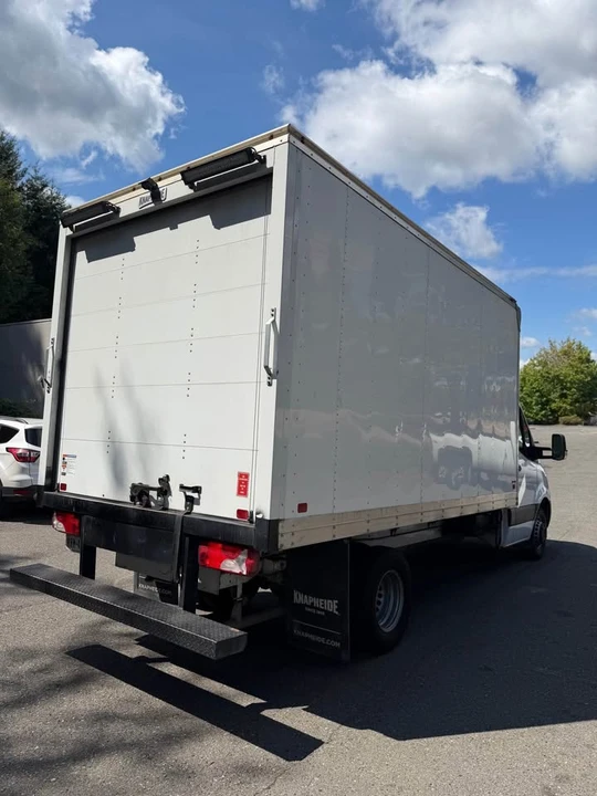 2021 Mercedes-Benz VS30 Sprinter - Image 3 of 12