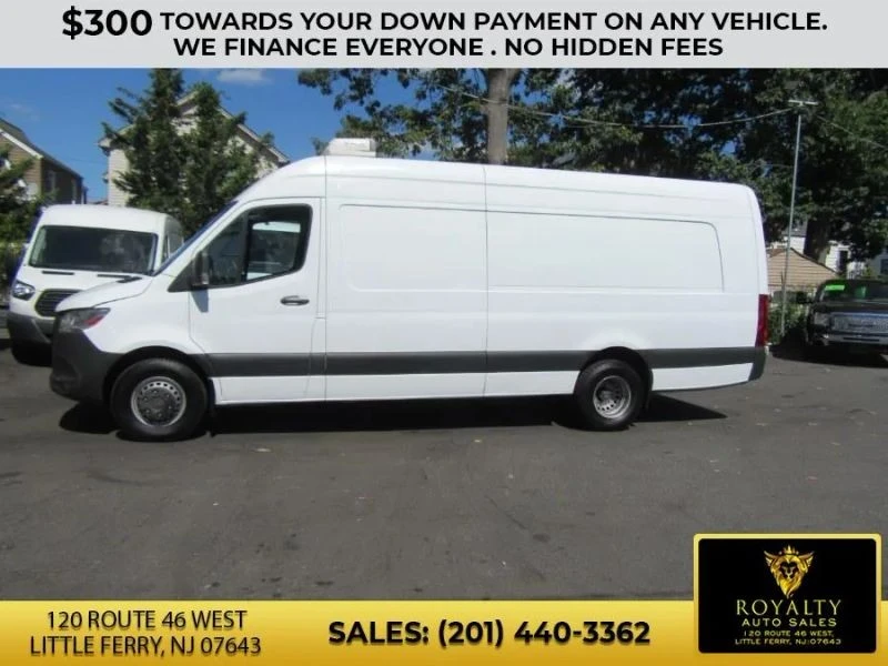 2021 Mercedes-Benz VS30 Sprinter - Image 3 of 12