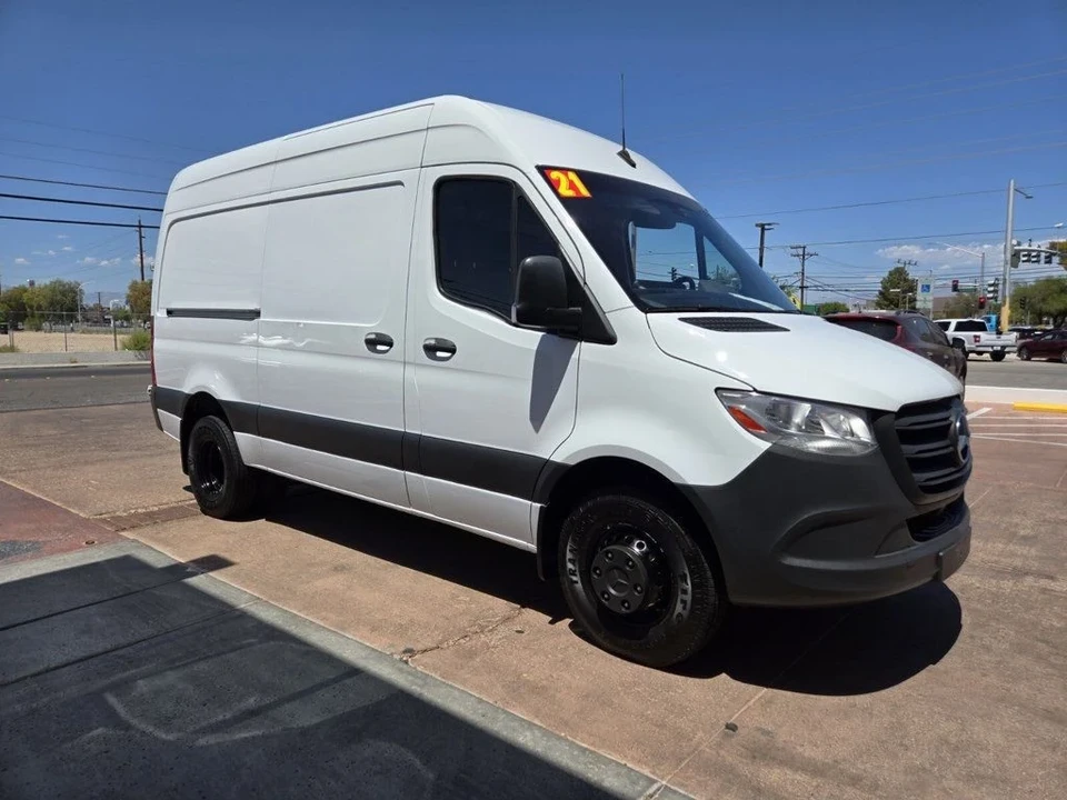 2021 Mercedes-Benz VS30 Sprinter - Image 3 of 12