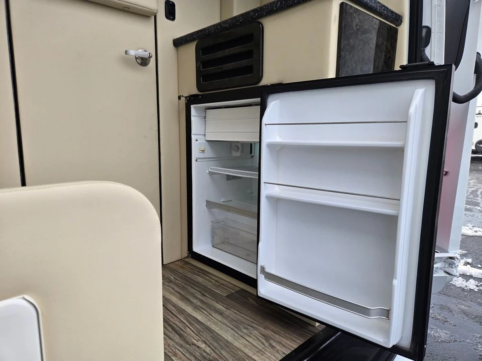 2021 Mercedes-Benz VS30 Sprinter - Image 12 of 21