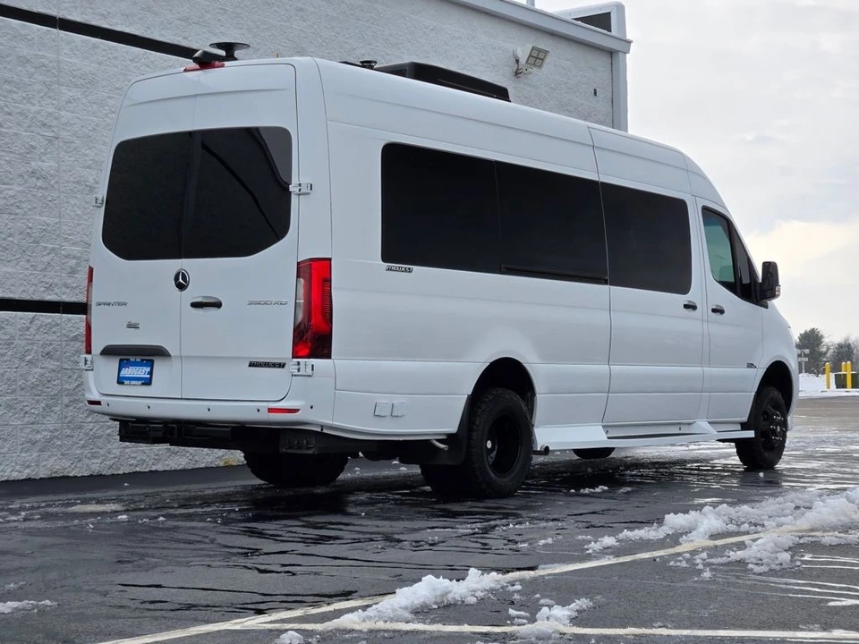 2021 Mercedes-Benz VS30 Sprinter - Image 9 of 21