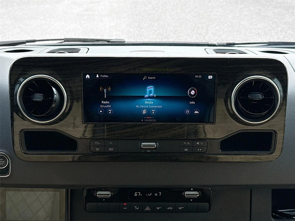 2021 Mercedes-Benz VS30 Sprinter - Image 8 of 21