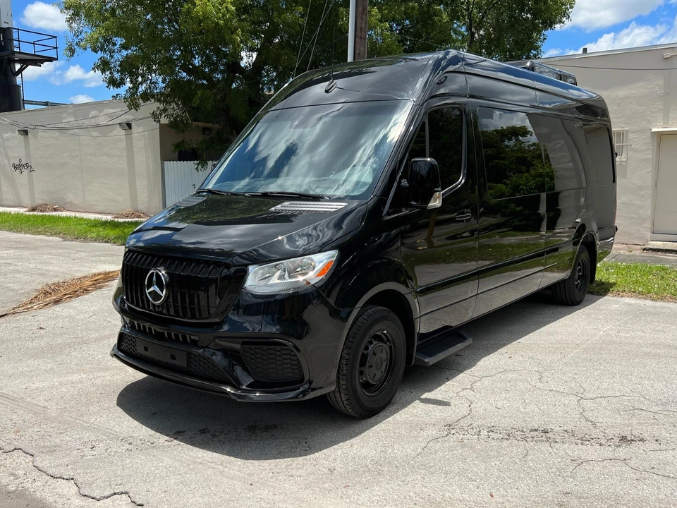 2021 Mercedes-Benz VS30 Sprinter - Image 8 of 31