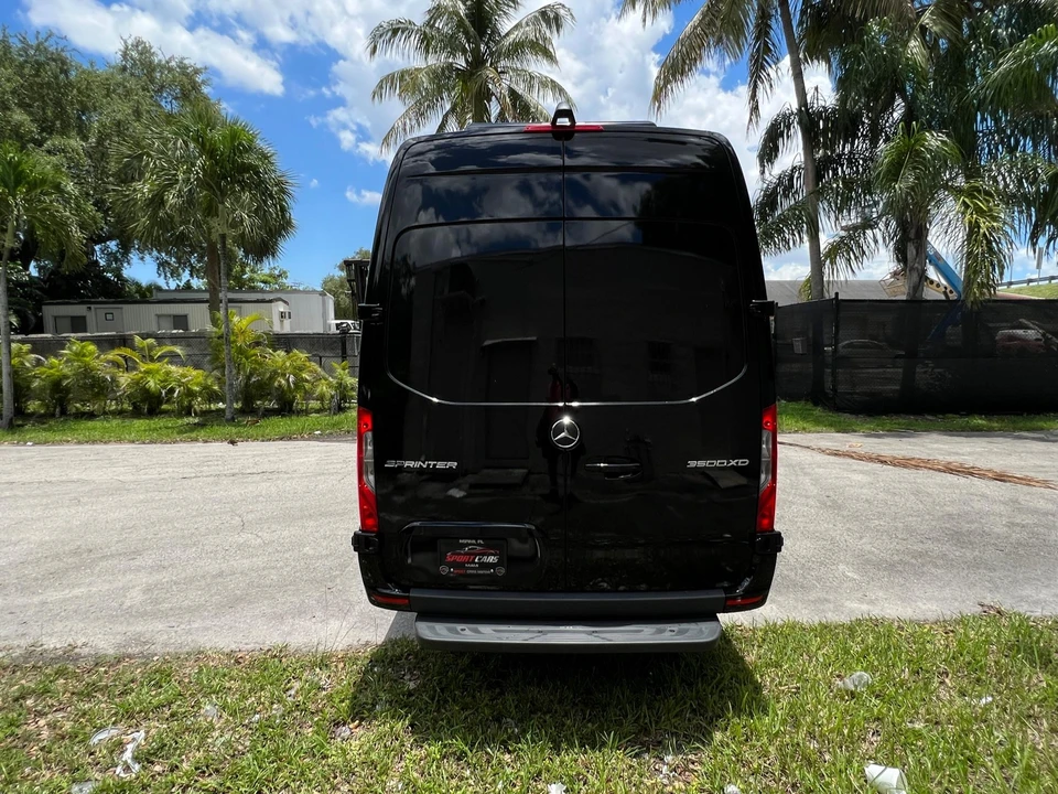 2021 Mercedes-Benz VS30 Sprinter - Image 13 of 31