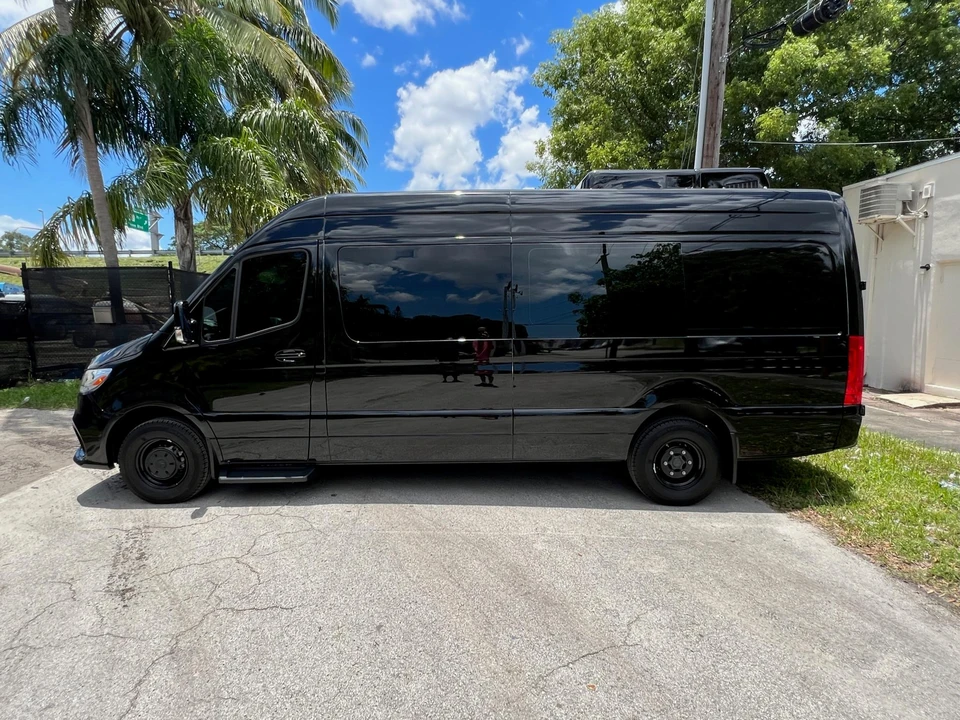 2021 Mercedes-Benz VS30 Sprinter - Image 11 of 31