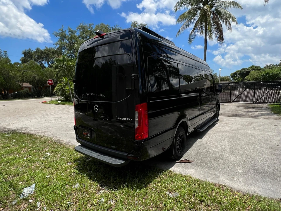 2021 Mercedes-Benz VS30 Sprinter - Image 14 of 31