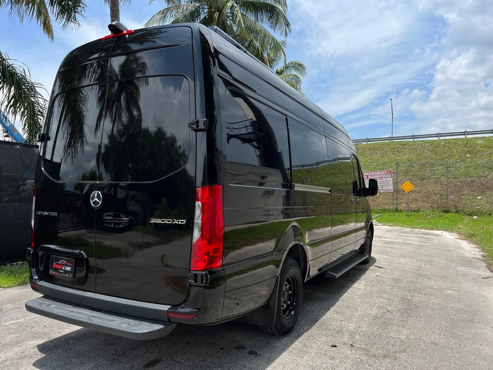 2021 Mercedes-Benz VS30 Sprinter - Image 15 of 31