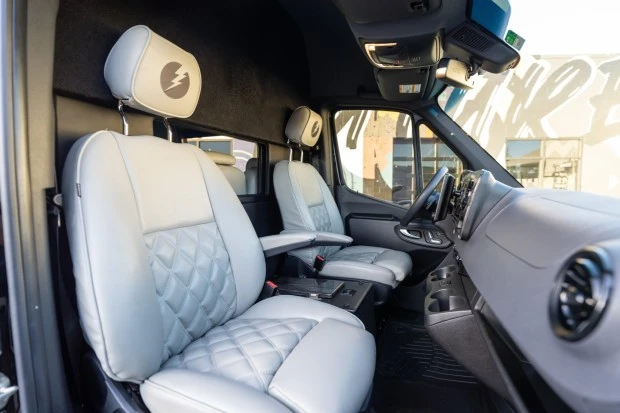2021 Mercedes-Benz VS30 Sprinter - Image 4 of 9