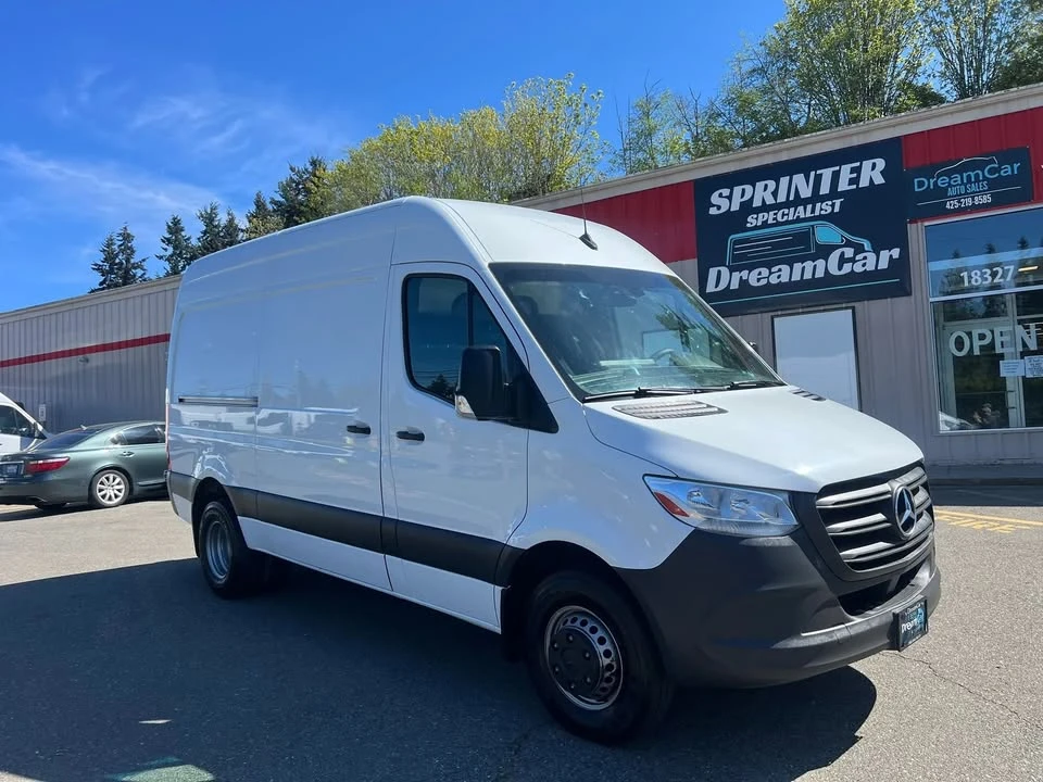 2021 Mercedes-Benz VS30 Sprinter - Image 4 of 19