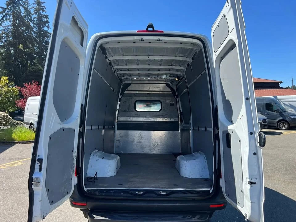 2021 Mercedes-Benz VS30 Sprinter - Image 10 of 19