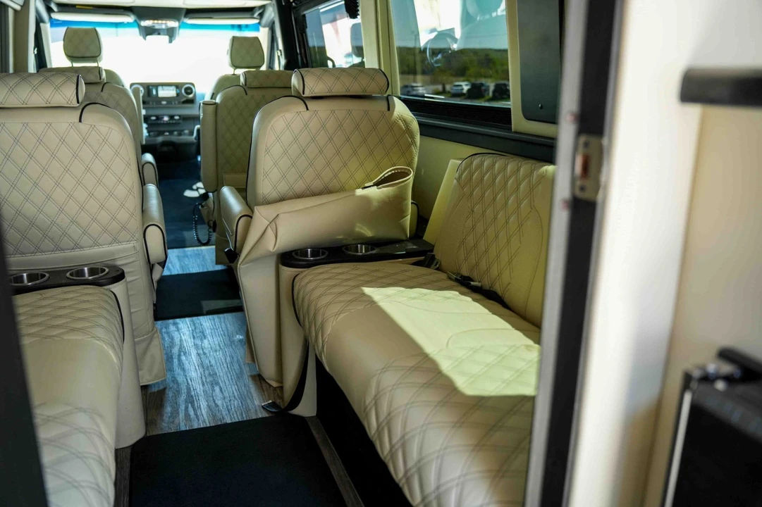 2021 Mercedes-Benz VS30 Sprinter - Image 17 of 21
