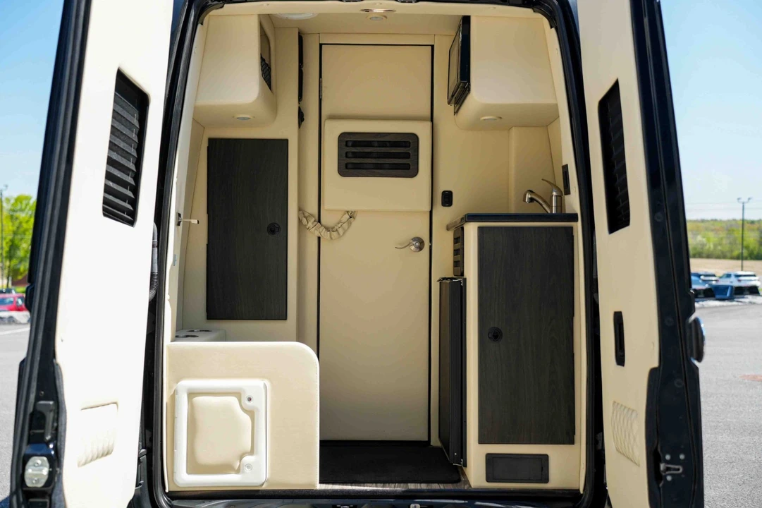 2021 Mercedes-Benz VS30 Sprinter - Image 12 of 21
