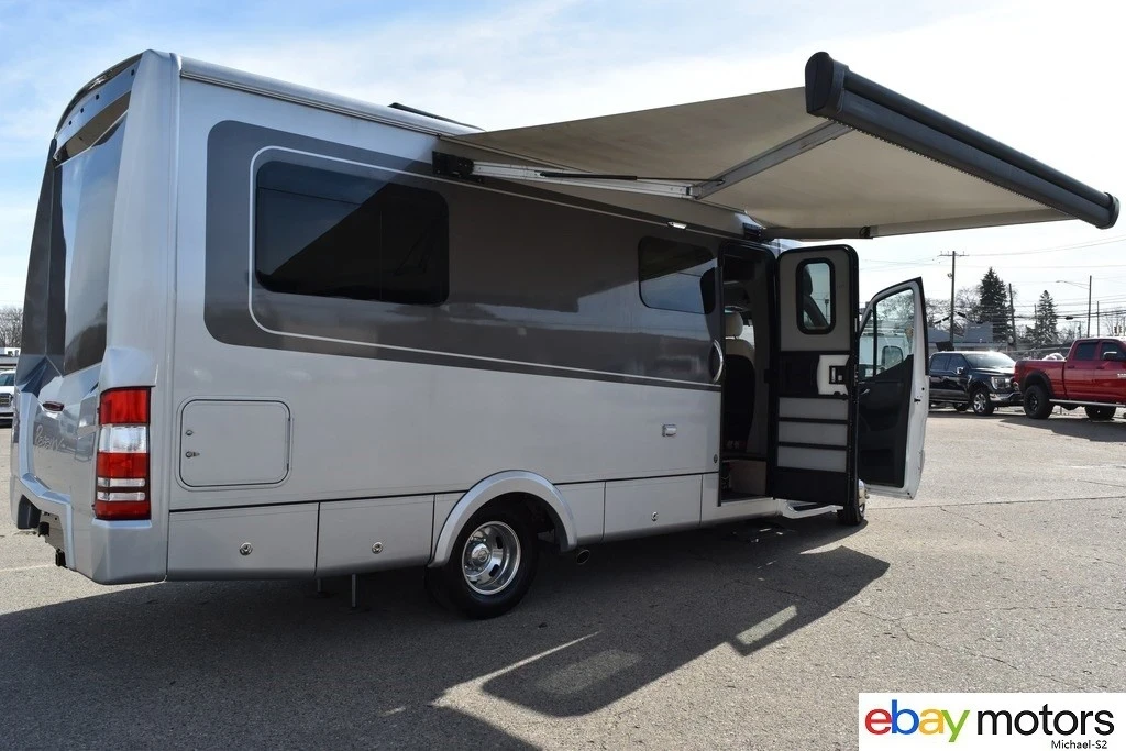 2021 Mercedes-Benz VS30 Sprinter - Image 19 of 21