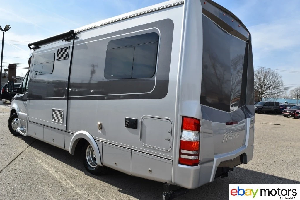 2021 Mercedes-Benz VS30 Sprinter - Image 7 of 21