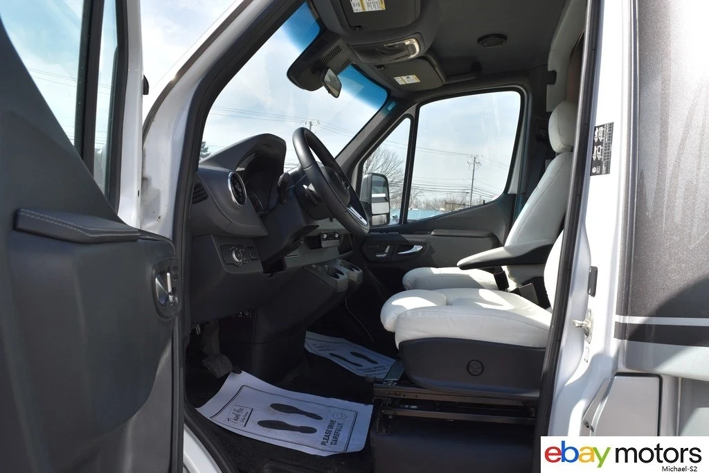 2021 Mercedes-Benz VS30 Sprinter - Image 11 of 21