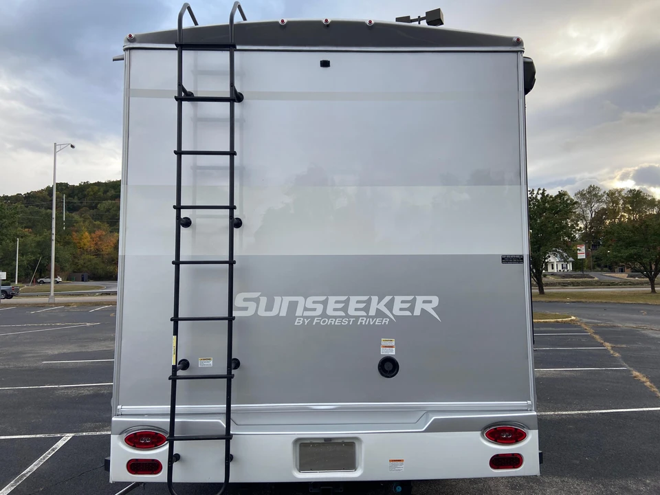 2021 Mercedes-Benz VS30 Sprinter - Image 15 of 31