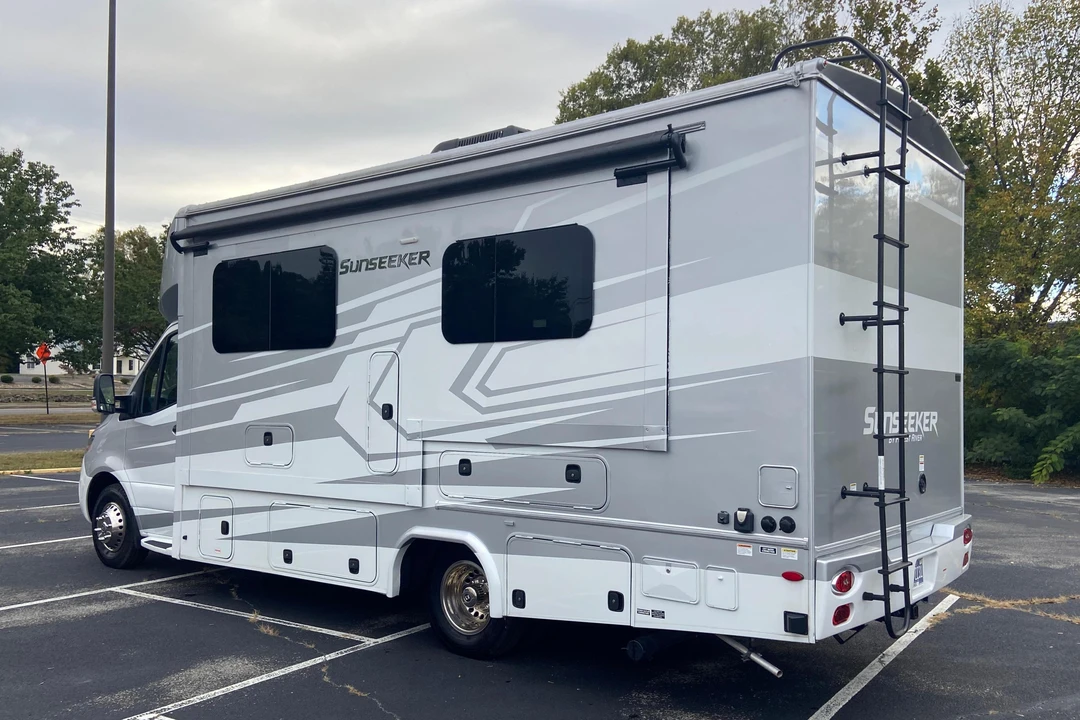 2021 Mercedes-Benz VS30 Sprinter - Image 4 of 31