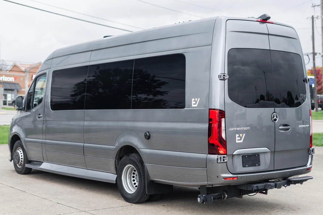 2021 Mercedes-Benz VS30 Sprinter - Image 4 of 31