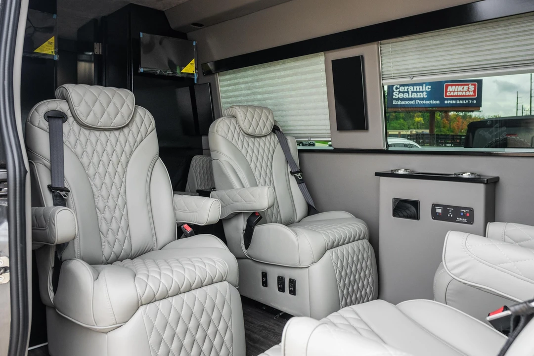 2021 Mercedes-Benz VS30 Sprinter - Image 30 of 31