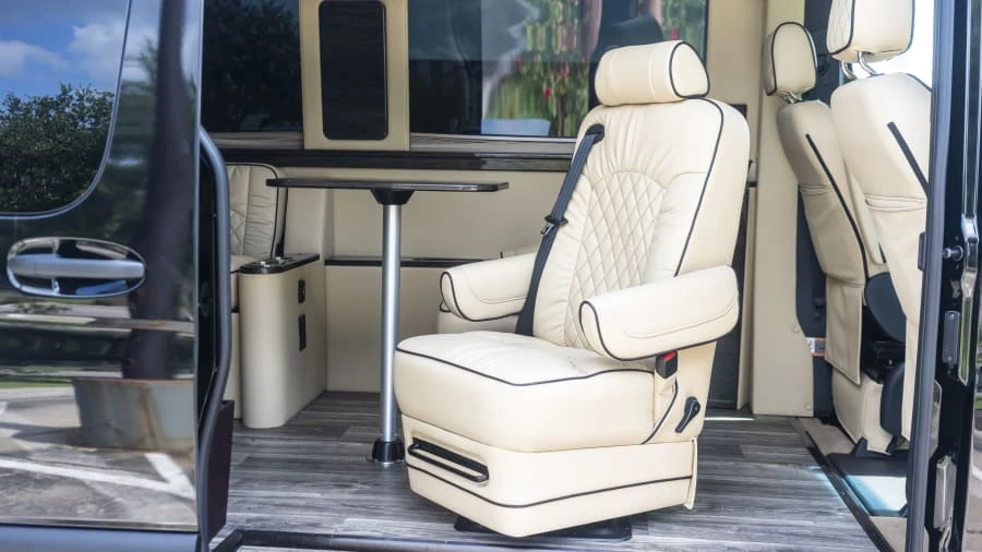 2021 Mercedes-Benz VS30 Sprinter - Image 11 of 31