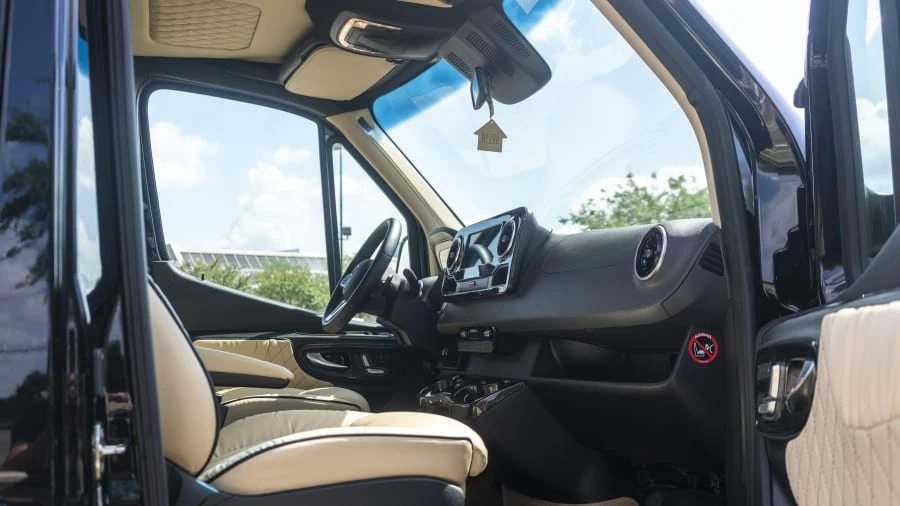 2021 Mercedes-Benz VS30 Sprinter - Image 25 of 31