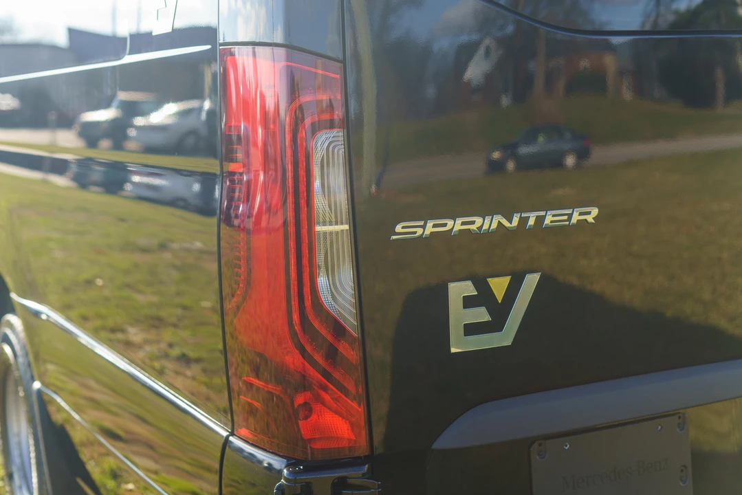 2021 Mercedes-Benz VS30 Sprinter - Image 18 of 31