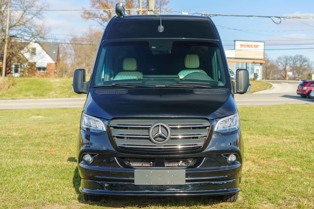 2021 Mercedes-Benz VS30 Sprinter - Image 2 of 31