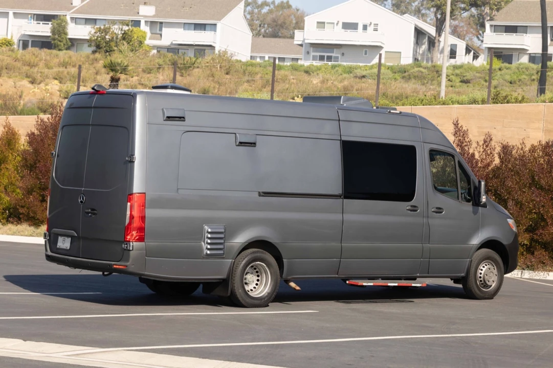 2021 Mercedes-Benz VS30 Sprinter - Image 3 of 21