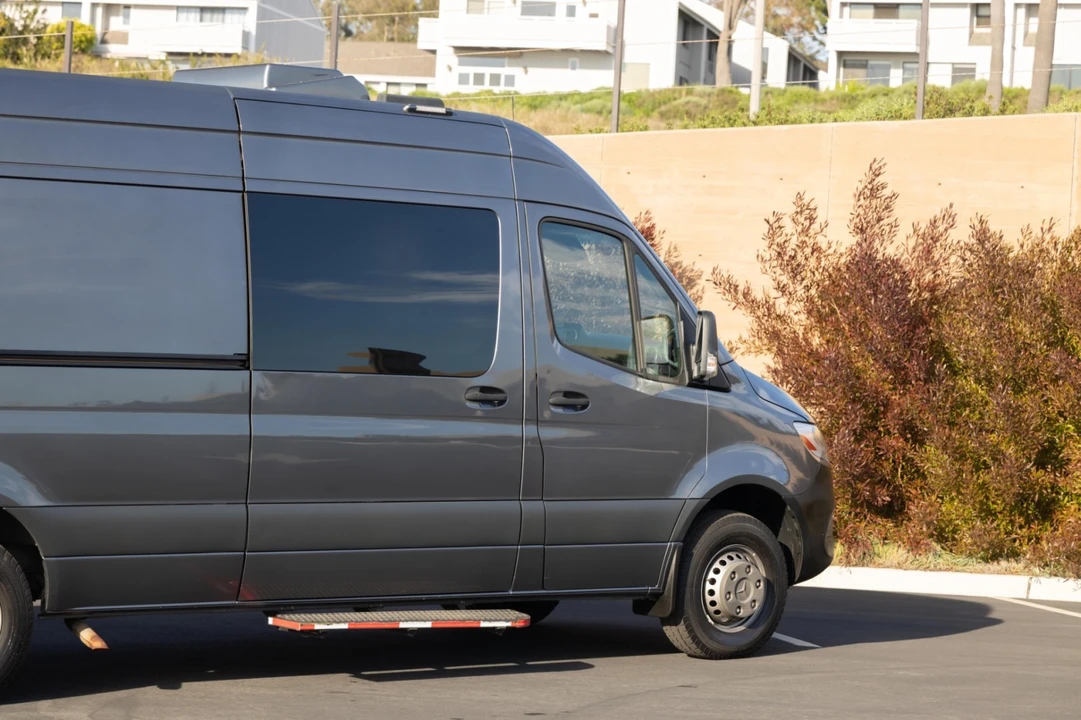 2021 Mercedes-Benz VS30 Sprinter - Image 18 of 21
