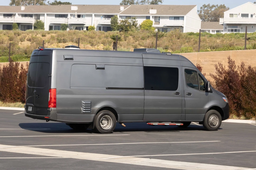 2021 Mercedes-Benz VS30 Sprinter - Image 13 of 21