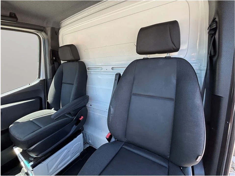 2021 Mercedes-Benz Sprinter - Image 14 of 20